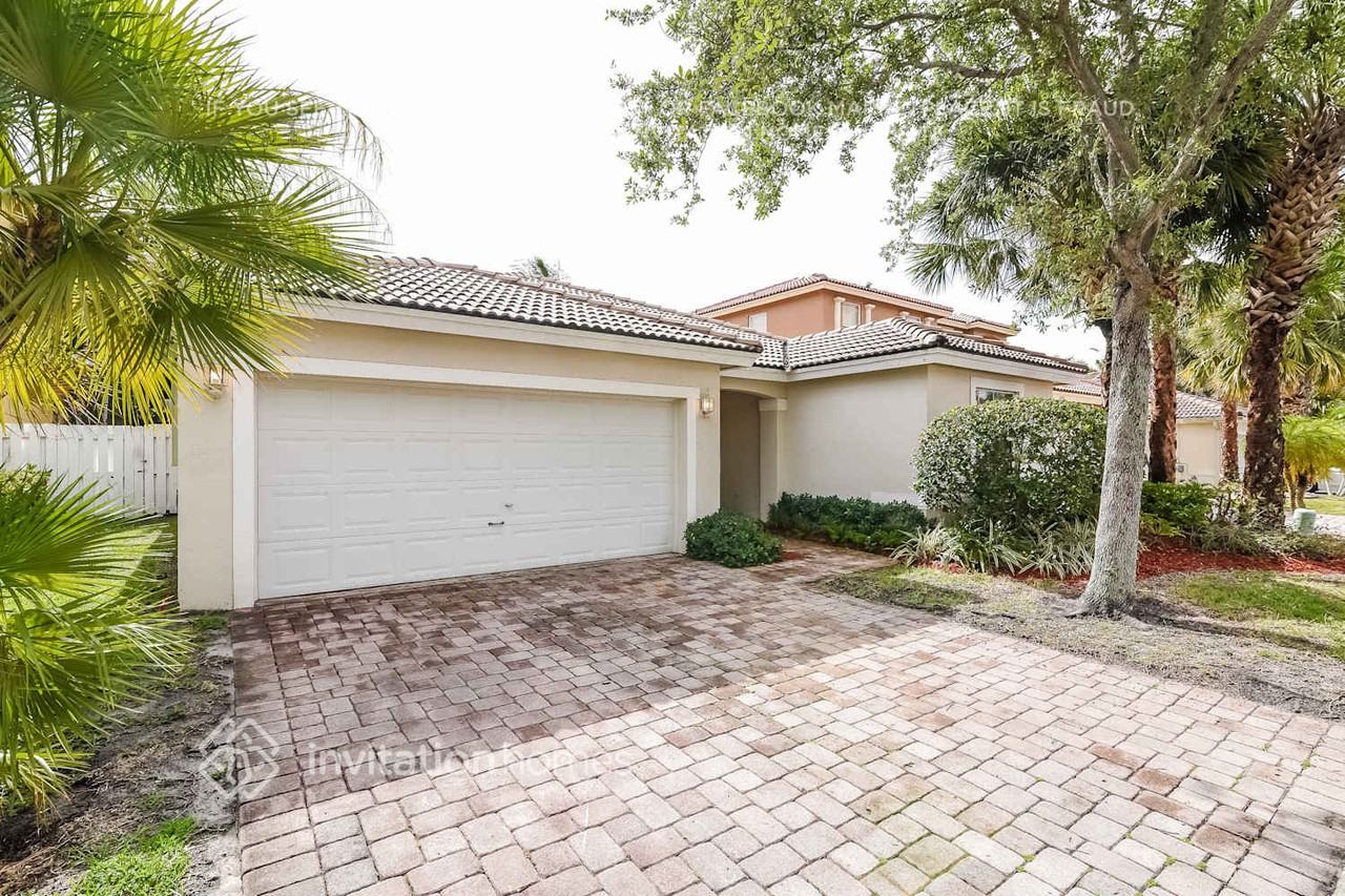 5027 Sw 35th Way - Photo 2 of 16