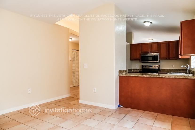 9991 Nw 126th Ter - Photo 6 of 26