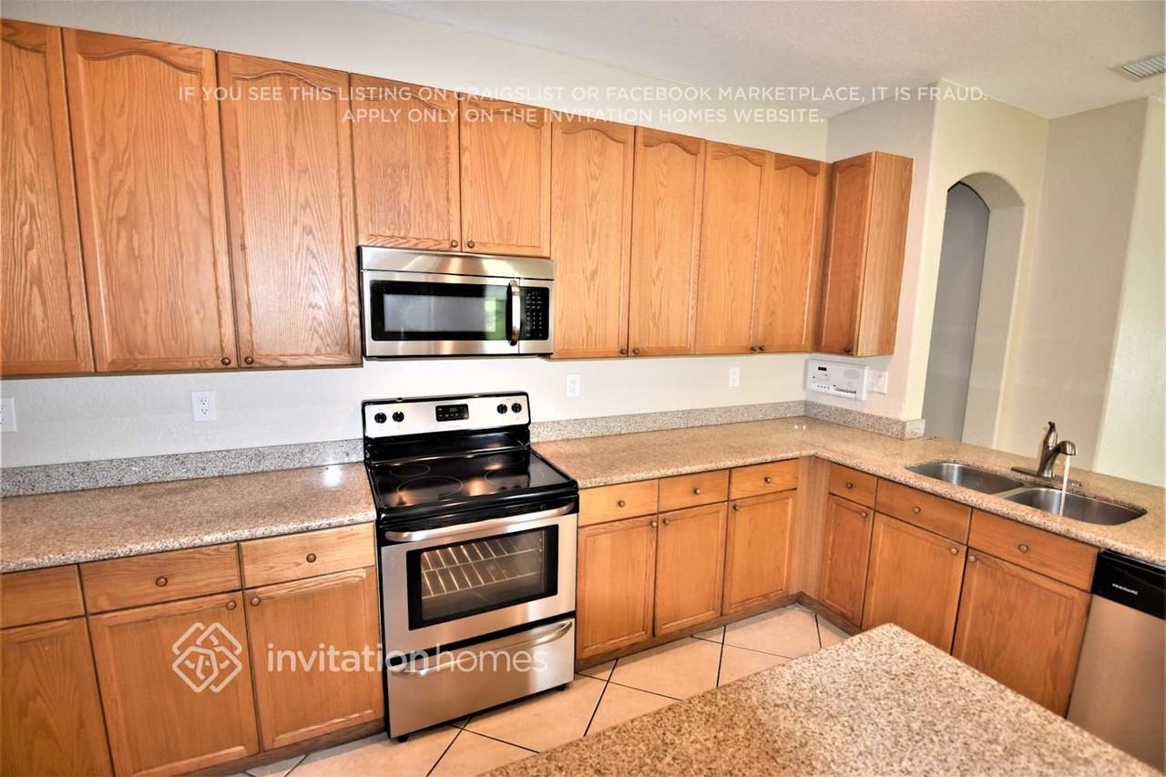6655 Jacques Way - Photo 5 of 25