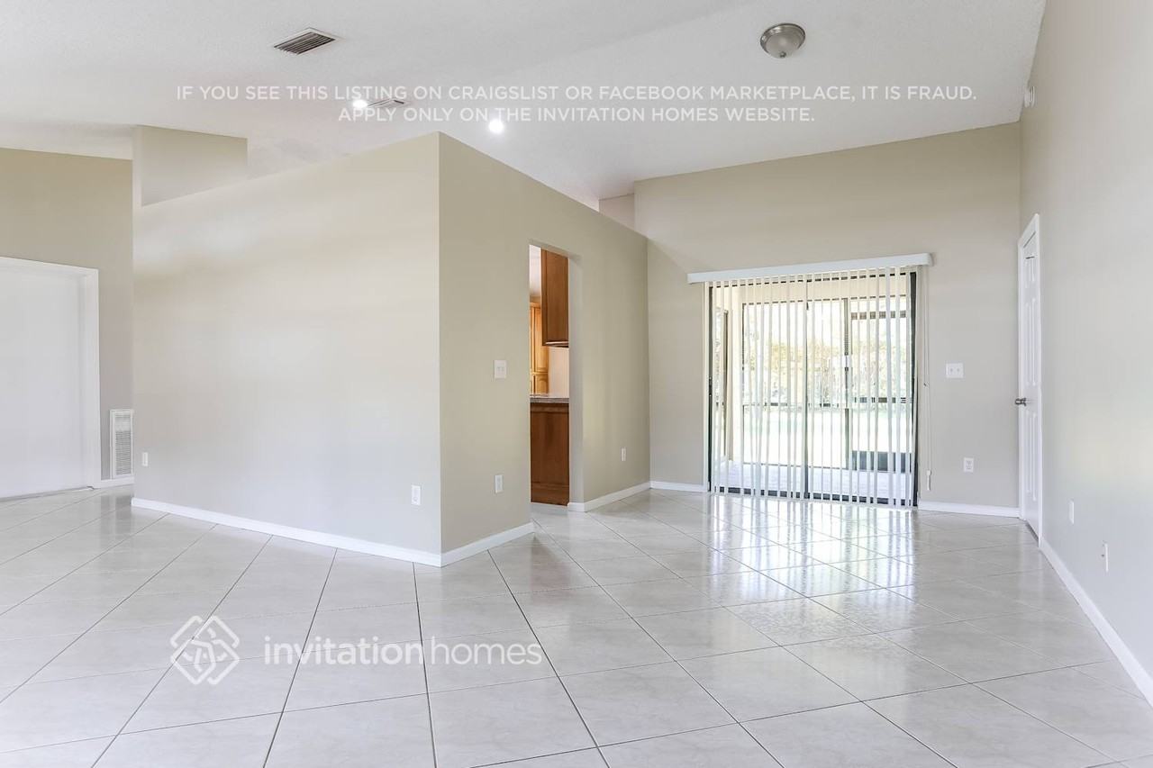 1511 Primrose Ln - Photo 6 of 21
