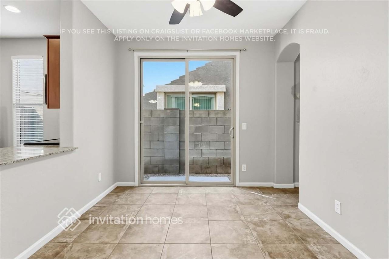 3392 E Liberty Ln - Photo 7 of 29