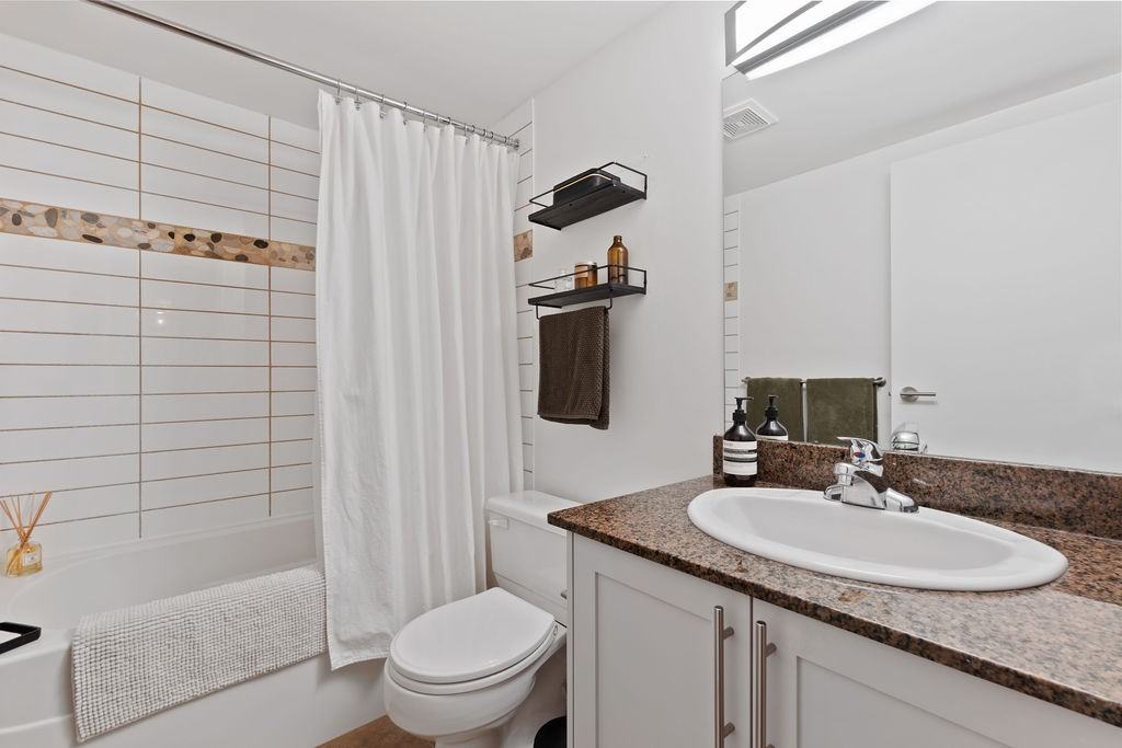 288 East 14th Avenue #205 - Photo 6 of 10