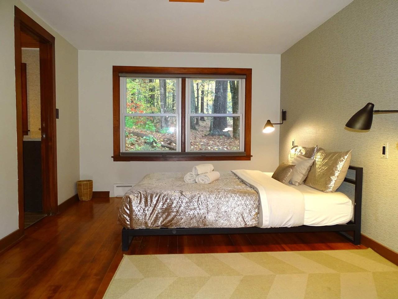 333 Howard St #1593928P - Photo 5 of 33