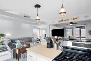 6 Ivy Ln - Photo 1 of 1