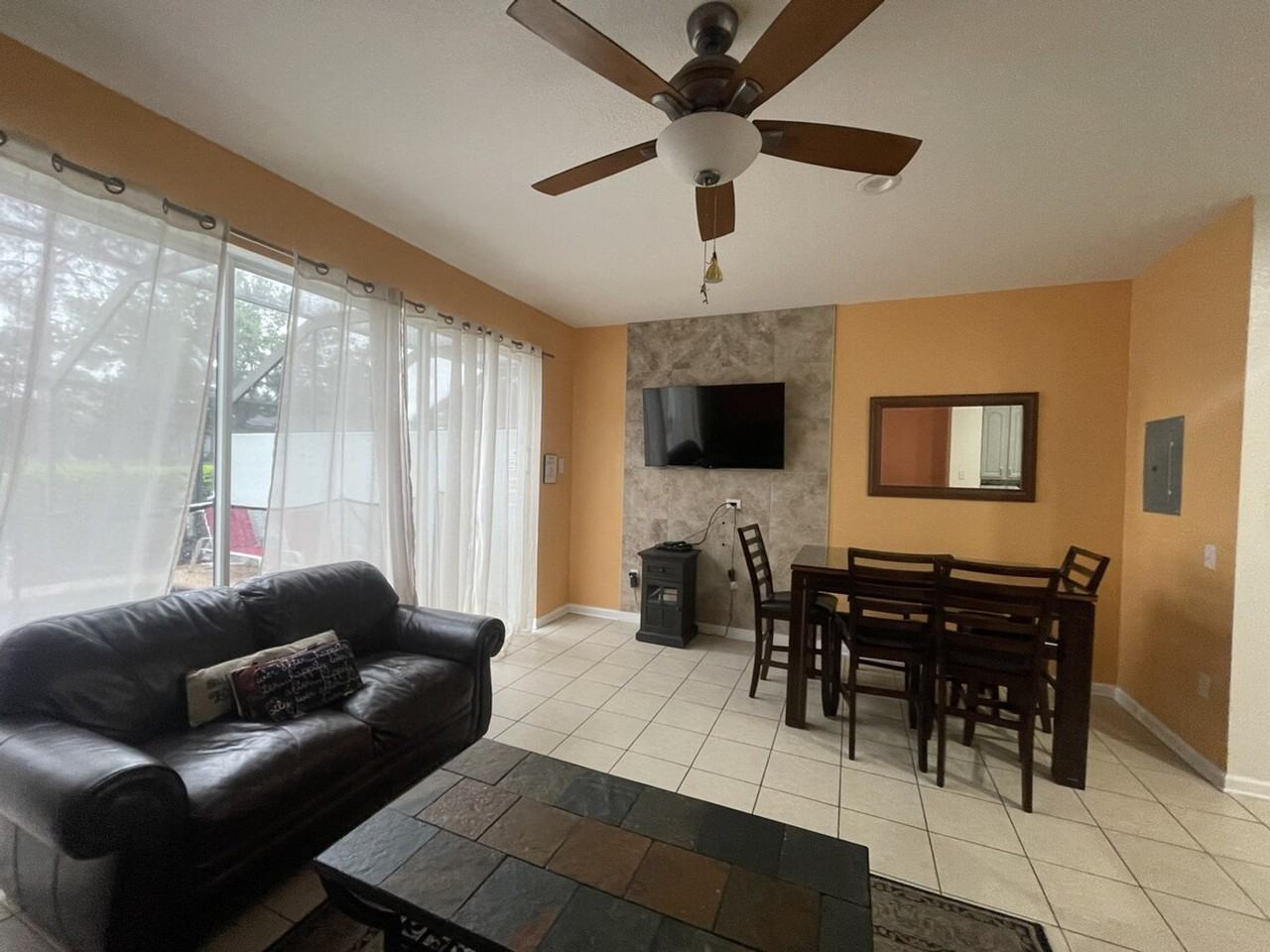 2544 Renshaw St #1631080P - Photo 2 of 37