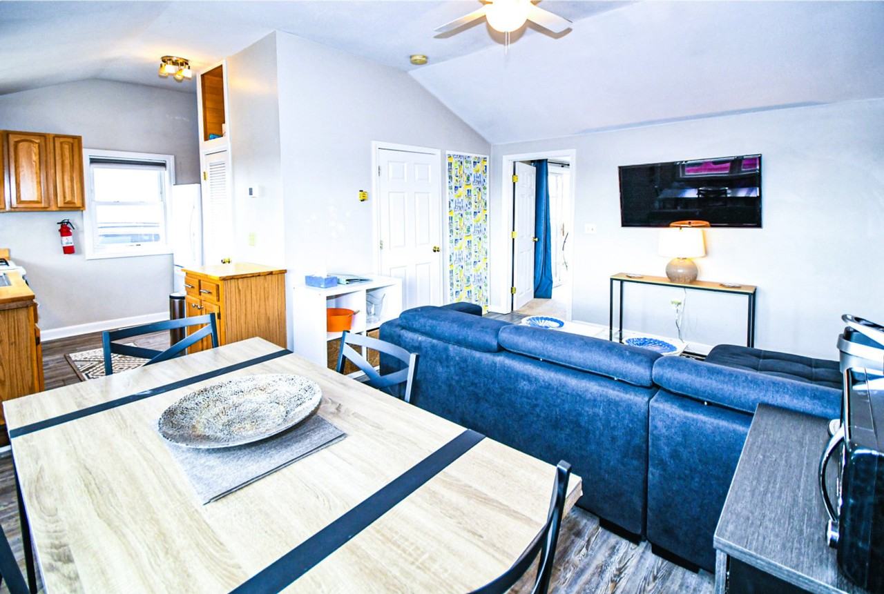 38 N End Blvd #1637013P - Photo 4 of 21