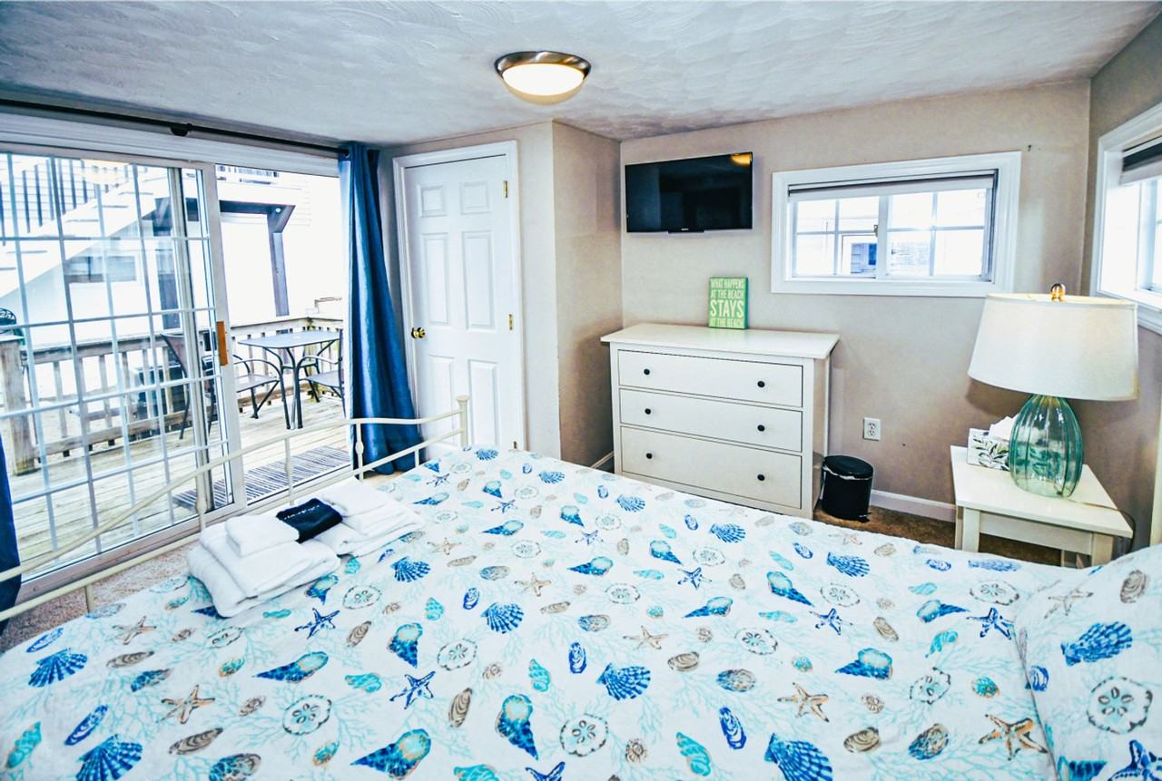 38 N End Blvd #1637013P - Photo 7 of 21