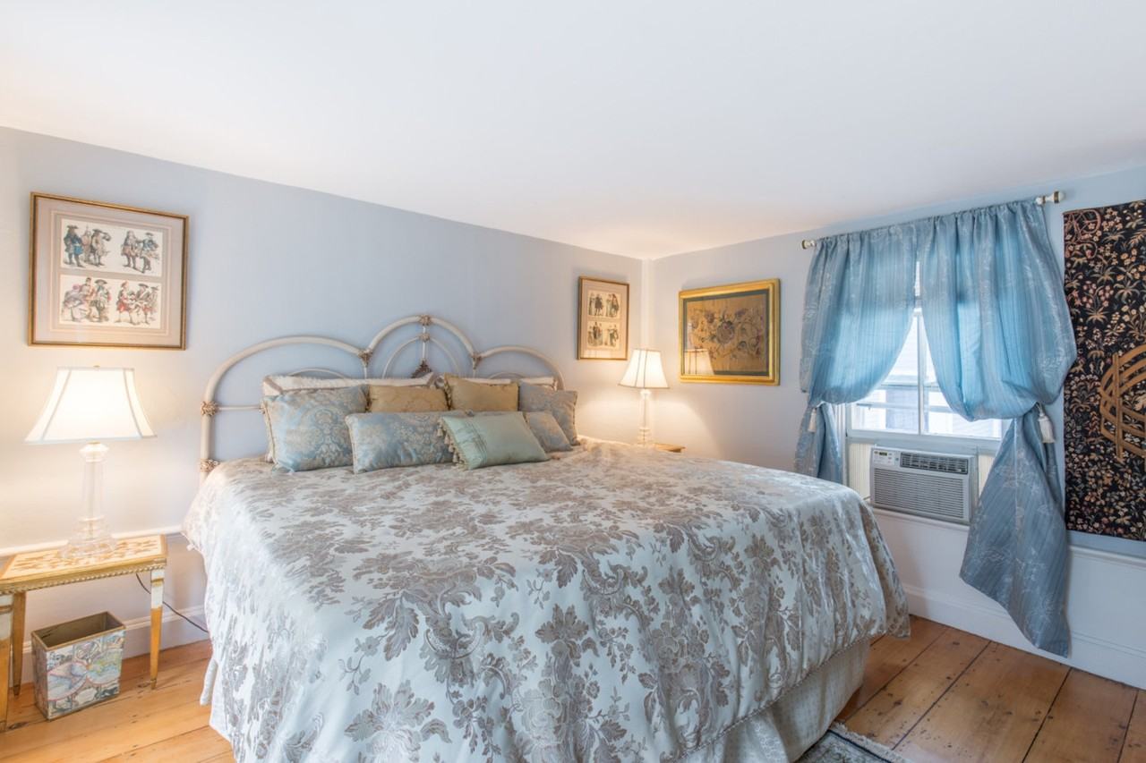 49 Washington St #1639465P - Photo 5 of 36