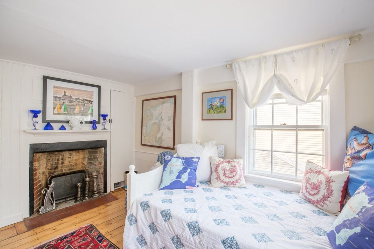 49 Washington St #1639465P - Photo 6 of 36