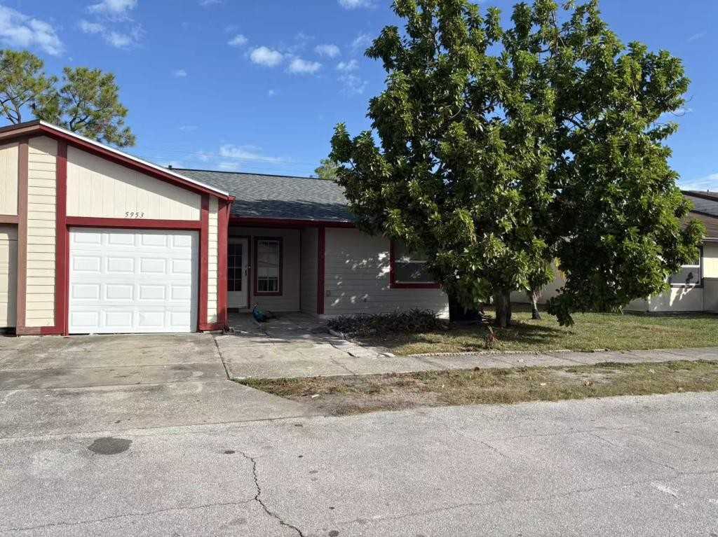 5953 Talavera St - Photo 3 of 18