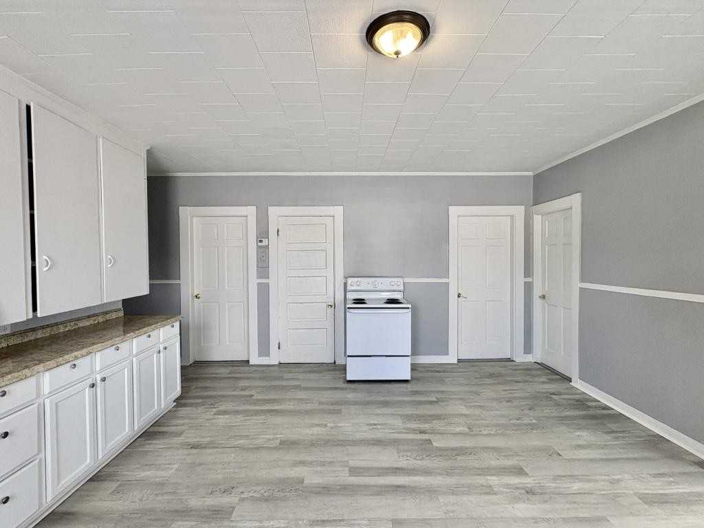 94 Knox St Apt 5 - Photo 2 of 16