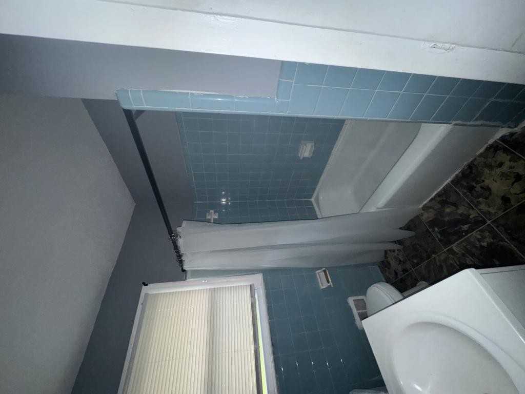 7733 Nightingale Dr - Photo 4 of 9