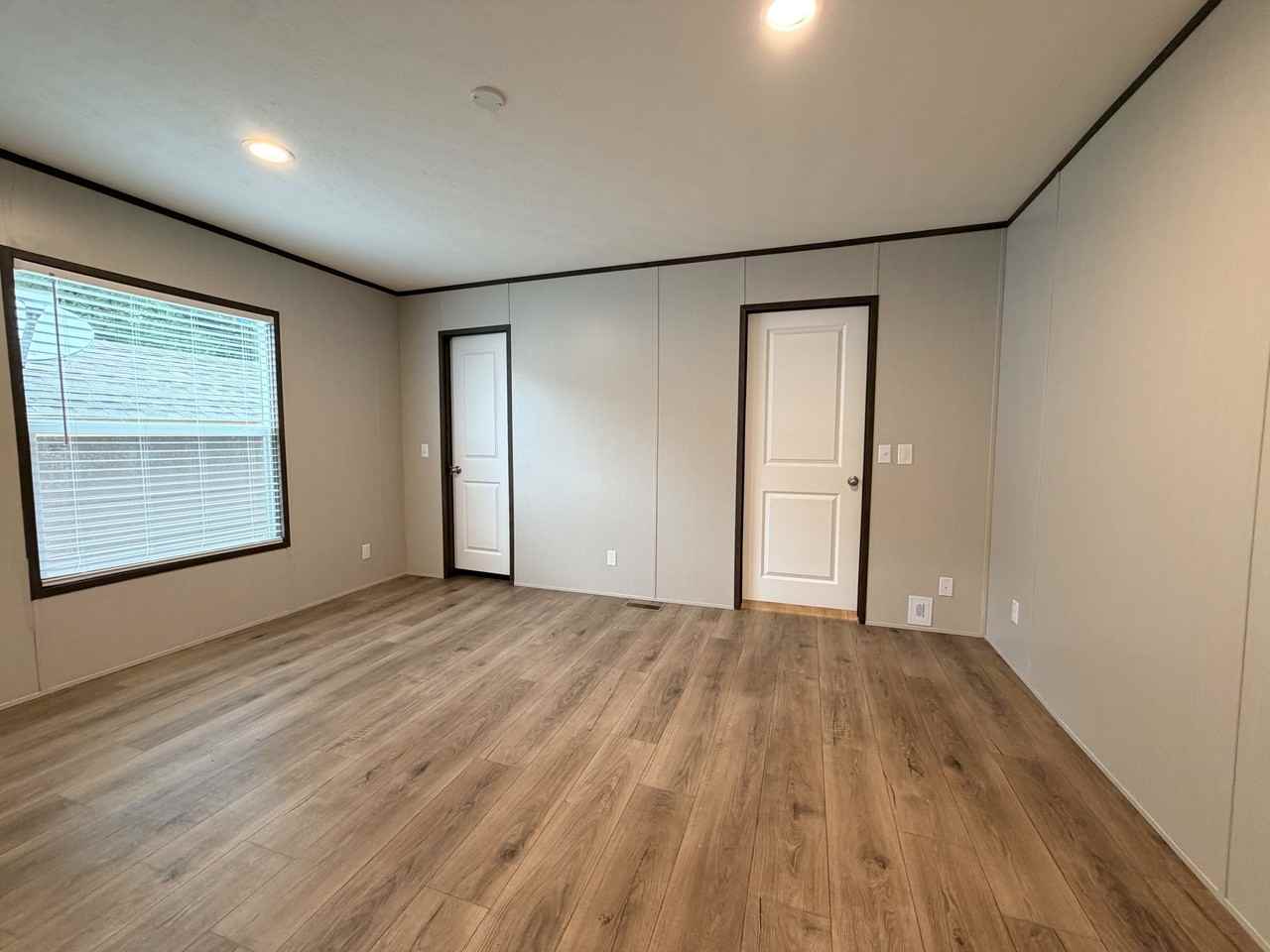 709 N Collins Fwy #61 - Photo 7 of 25