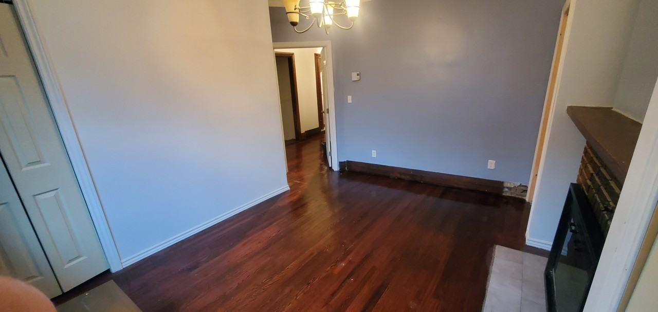 4508 Avenue Coolbrook #4508 - Photo 2 of 8