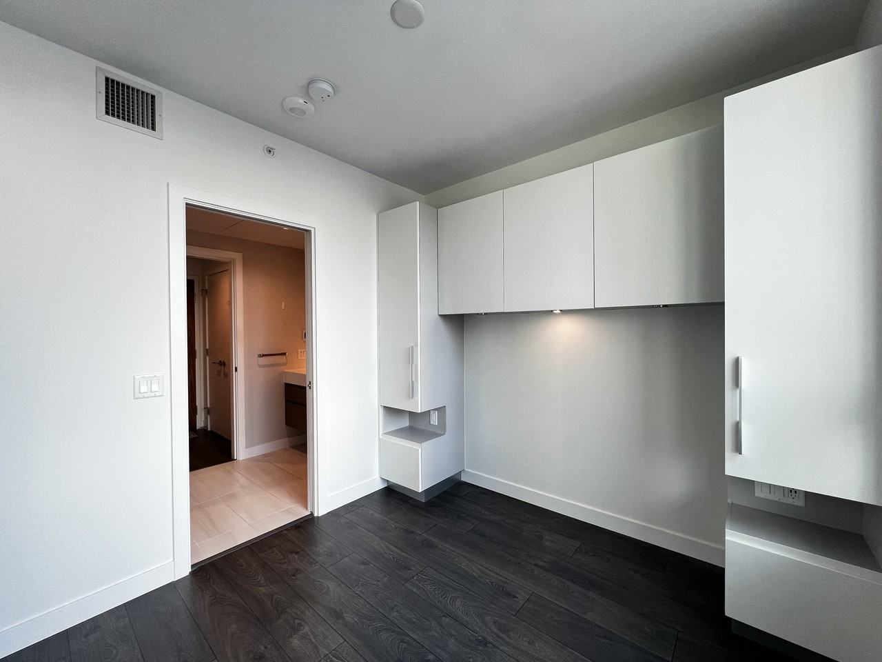 6463 Silver Avenue #6xx - Photo 3 of 12