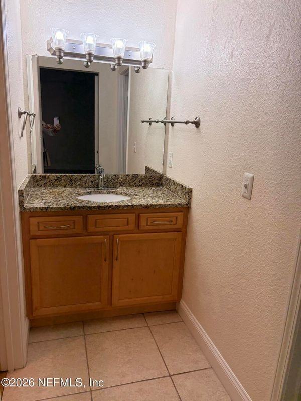 854 Shoreline Cir - Photo 6 of 17