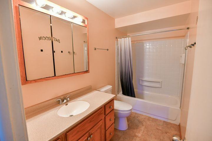6324 53rd St - Photo 6 of 20