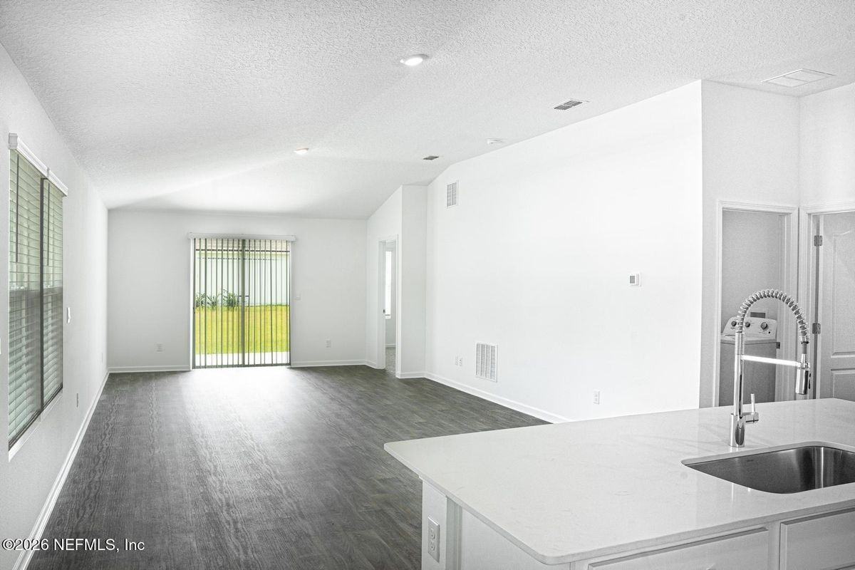 287 Rio Salado Rd - Photo 4 of 23