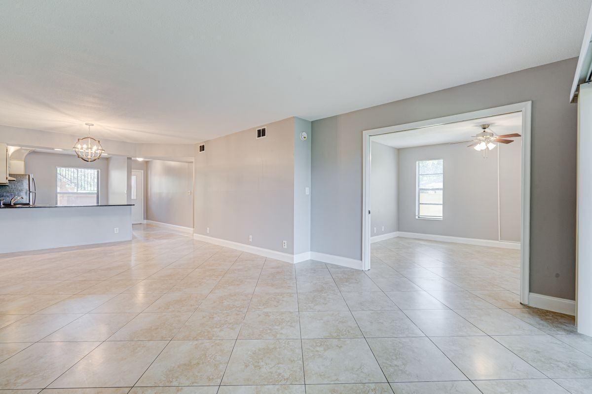 1031 Banks Rd ##104 - Photo 6 of 30