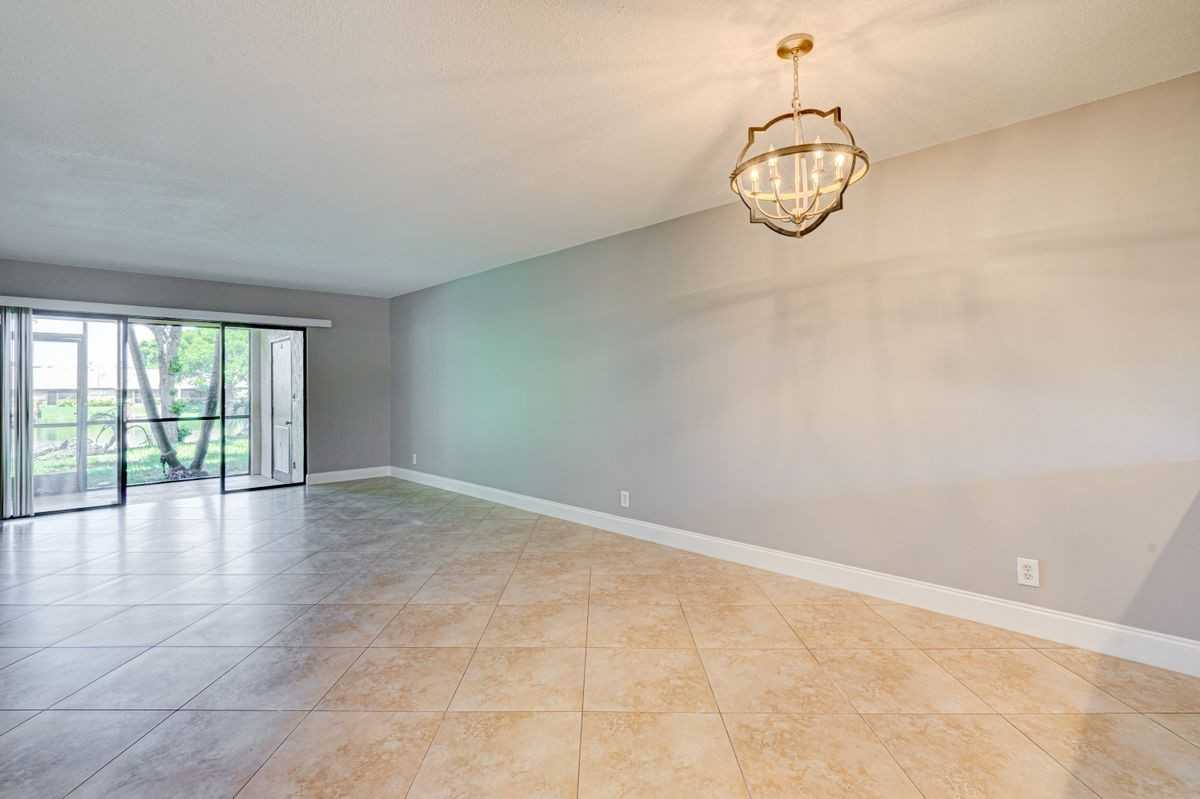 1031 Banks Rd ##104 - Photo 7 of 30