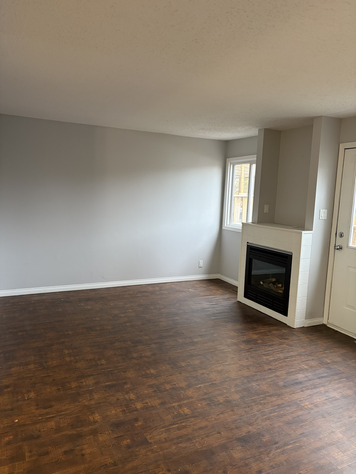 Greenstone Place - Photo 2 of 7