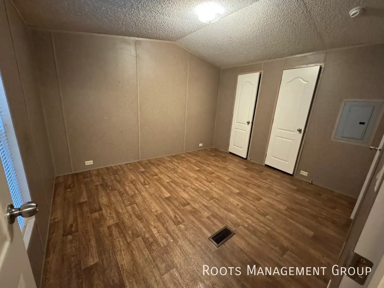 1325 N Franklin St #229 - Photo 7 of 31