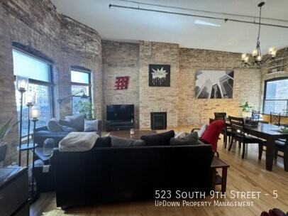 523 S 9th St #5 - Photo 3 of 23