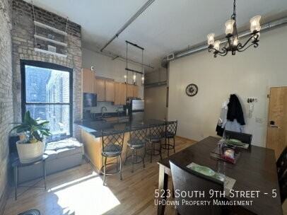 523 S 9th St #5 - Photo 5 of 23