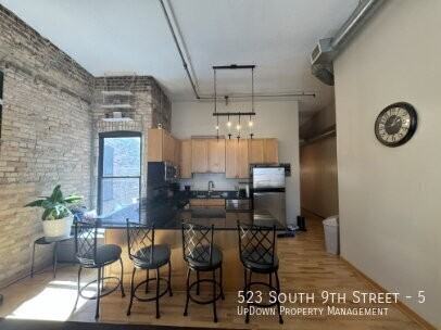 523 S 9th St #5 - Photo 6 of 23