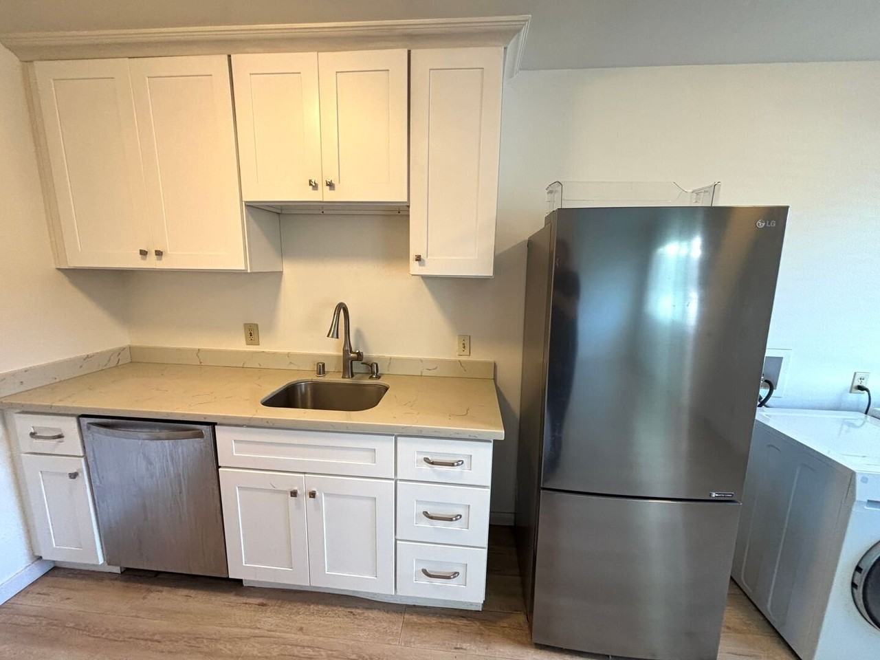 524 Buena Vista Ave #D - Photo 2 of 19