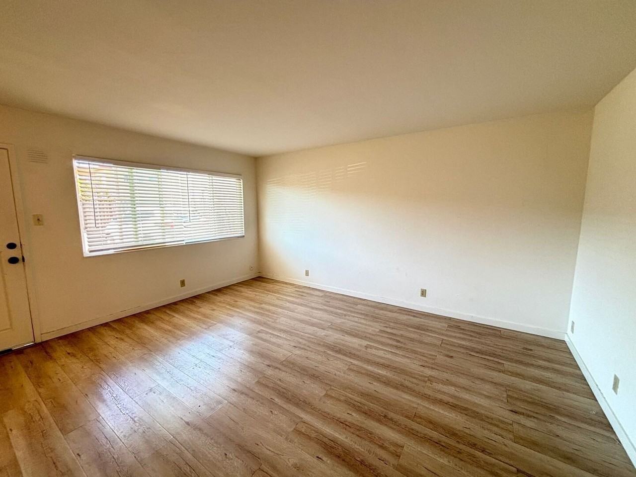 524 Buena Vista Ave #D - Photo 5 of 19