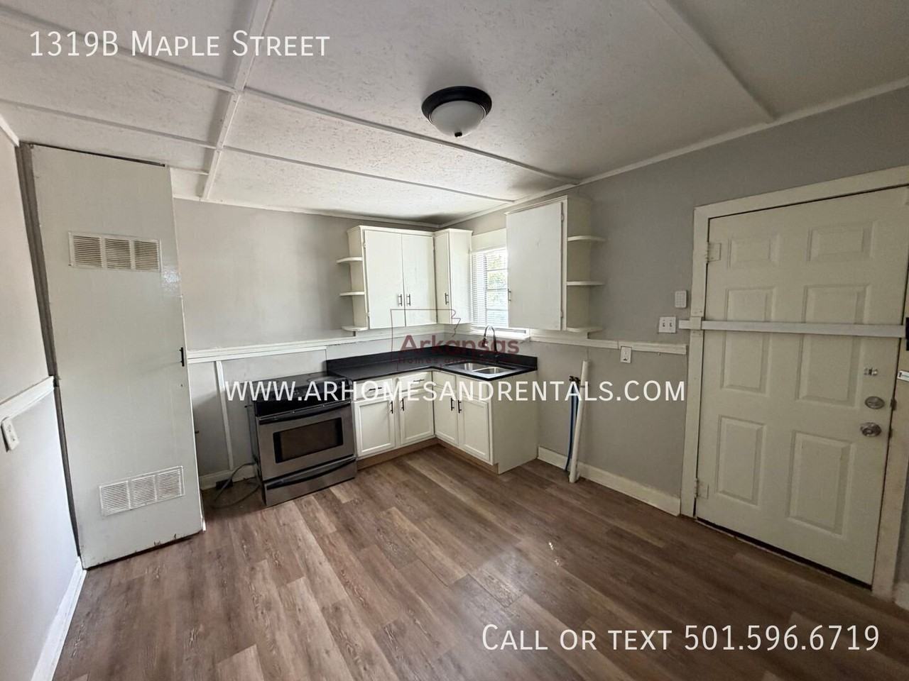 1319 Maple St Apt B - Photo 4 of 9
