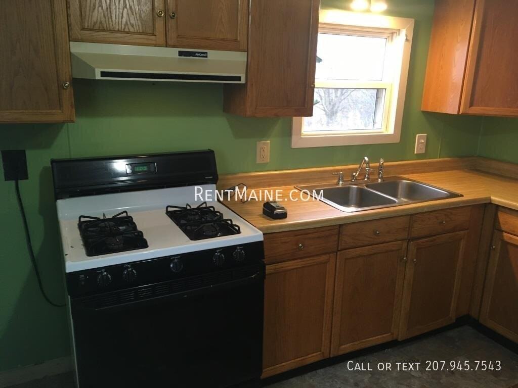 50 Hill St - Photo 2 of 11