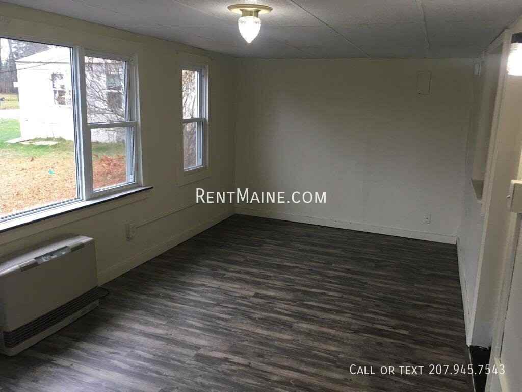 50 Hill St - Photo 5 of 11