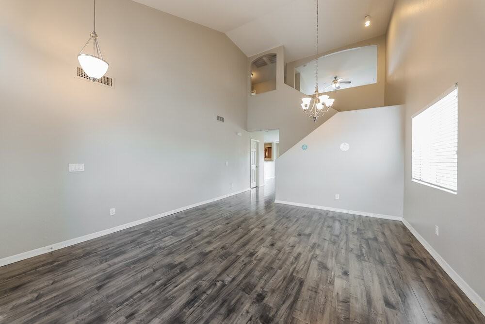 11161 W Brittlewood Dr - Photo 5 of 17