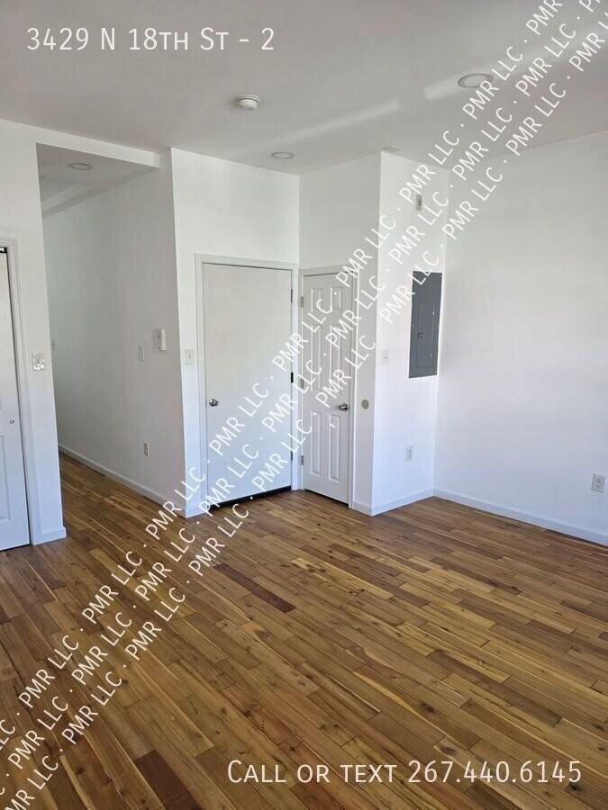 3429 N 18th St #2 - Photo 5 of 33