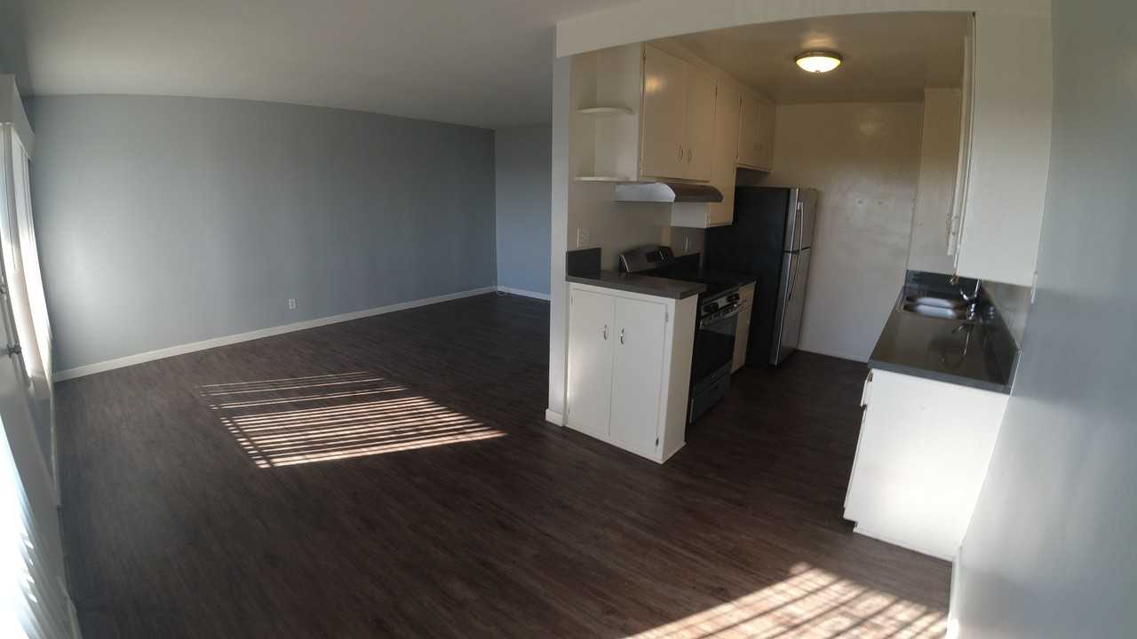 5642 S La Brea Ave #14A - Photo 2 of 12