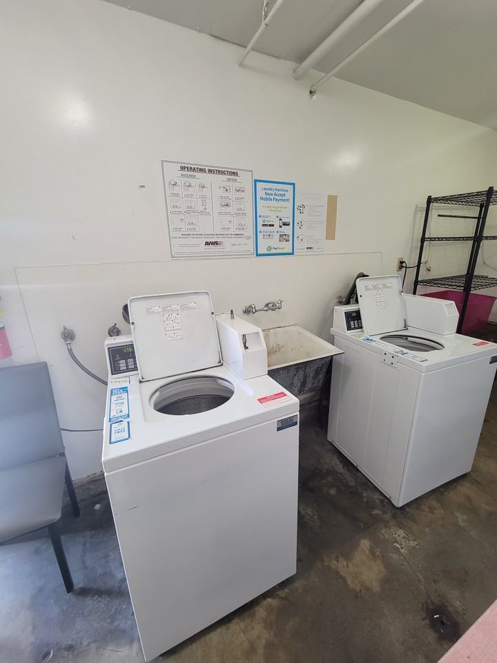 5642 S La Brea Ave #14A - Photo 4 of 12
