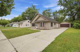 22141 Condon St - Photo 1 of 1
