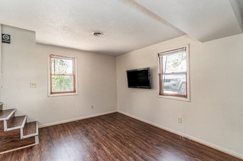 1014 S Franklin St #2UNITS - Photo 3 of 24