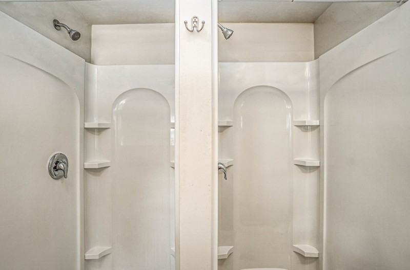 212 W Locust St #B - Photo 7 of 15