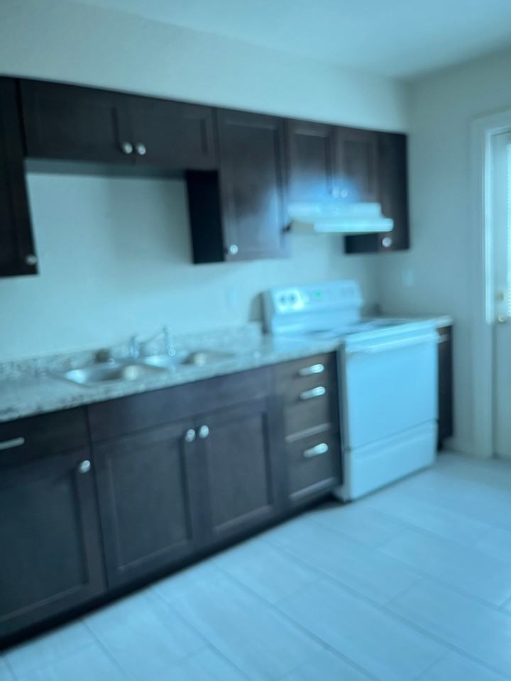 3735 66th Ave N #B - Photo 5 of 21
