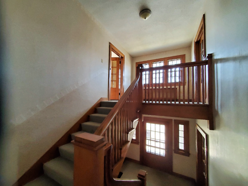 932 N Spaulding Ave #4 - Photo 3 of 7