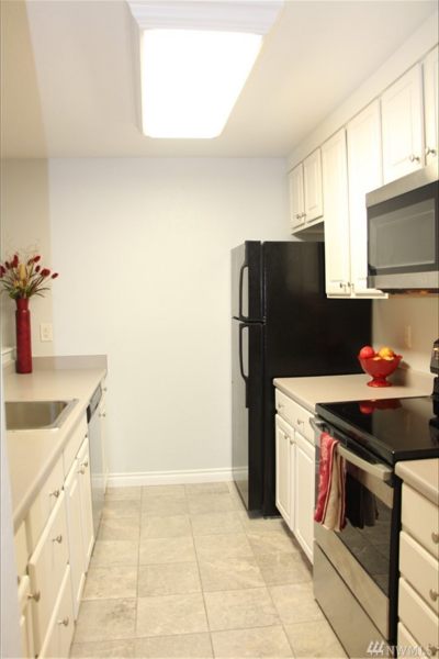 4401 145th Ave Ne - Photo 6 of 11