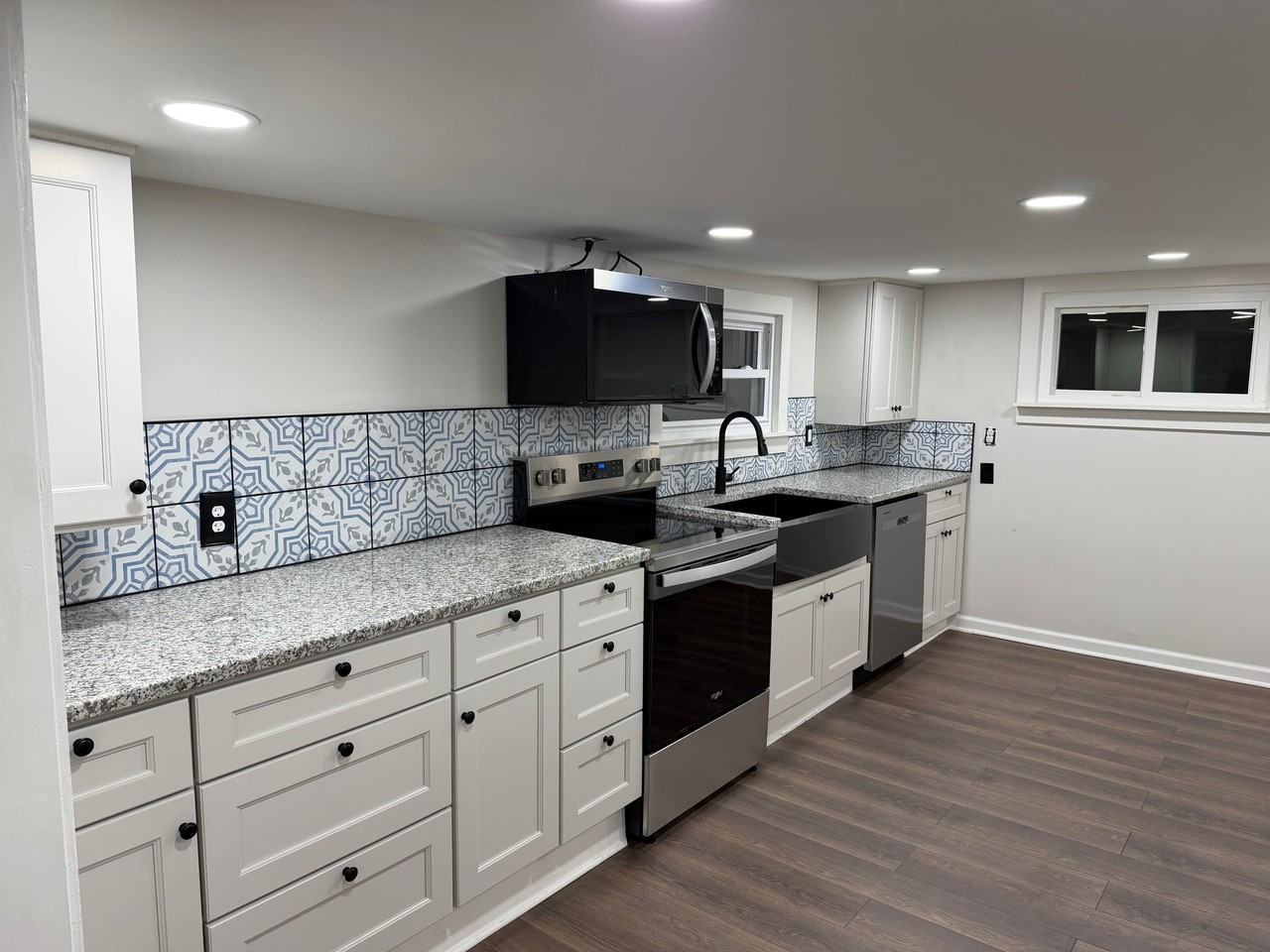 518 Farview Ave - Photo 2 of 25