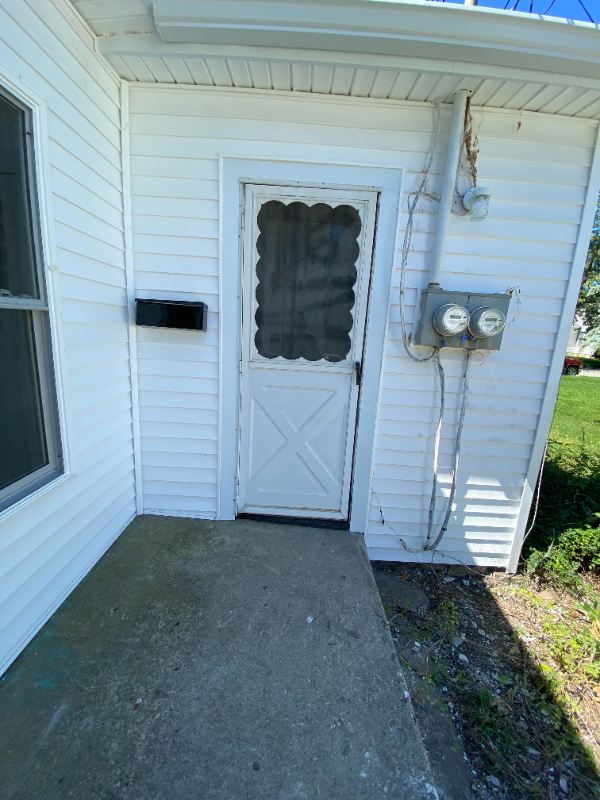 505 S Georgia St #D - Photo 2 of 8