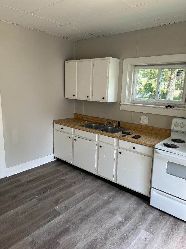 505 S Georgia St #D - Photo 4 of 8