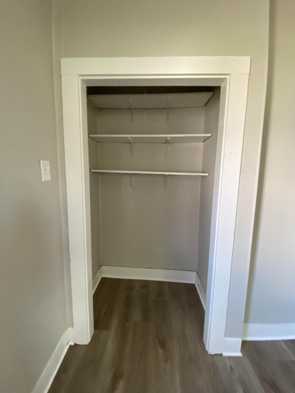 505 S Georgia St #D - Photo 5 of 8