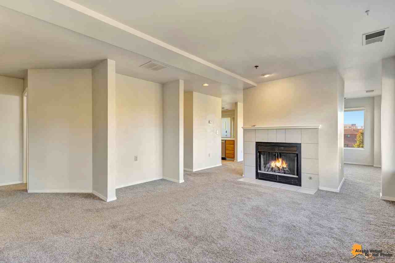 800 M St #4W - Photo 7 of 41