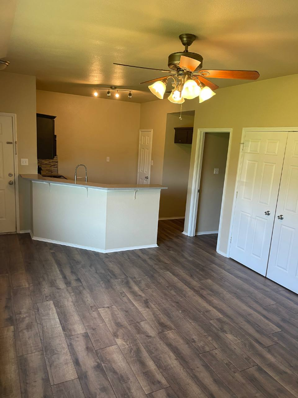 131 Lindas Creek Ln #131 - Photo 3 of 30